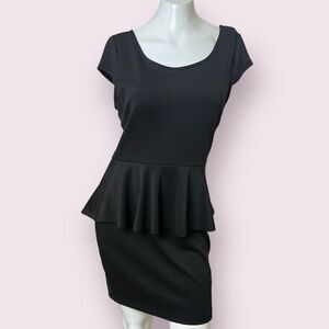 Forever 21 Solid Black Ruffle Mini Cocktail Dress with Open Key Hole Back Size L